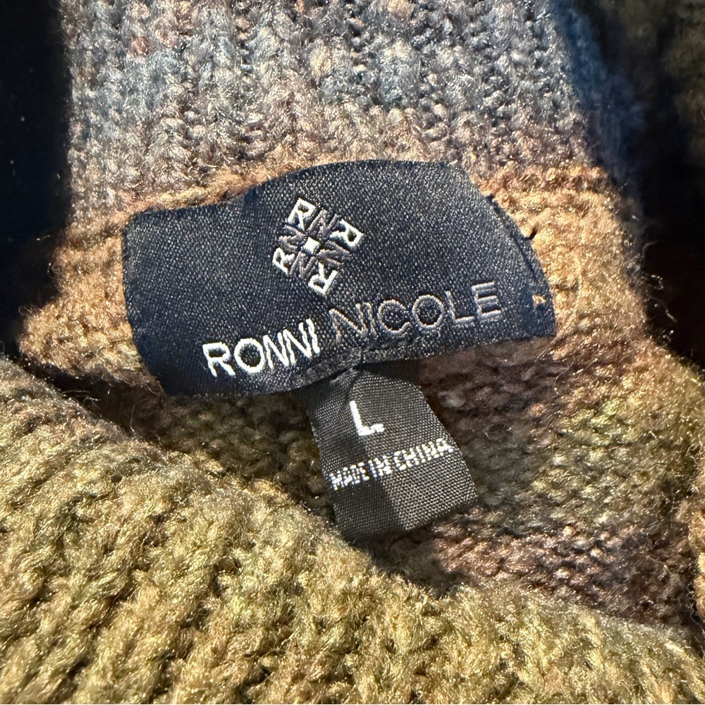 Ronni Nicole Earthy Turtleneck Sweater Dress PTP 21.5 L 32 - Picture 6 of 7